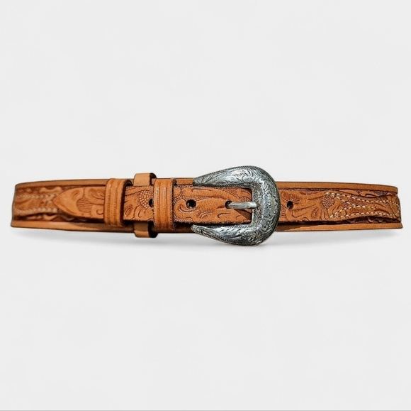 Vintage Looper Tooled Leather Western Belt Brown Engraved Buckle Size 34 Unisex.